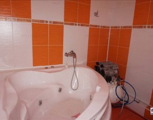 Maison 5 chambres à vendre dans Cluj-napoca, zone Floresti