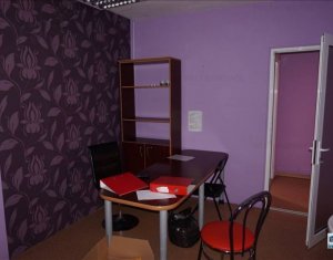 Maison 5 chambres à vendre dans Cluj-napoca, zone Floresti
