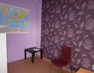 Maison 5 chambres à vendre dans Cluj-napoca, zone Floresti