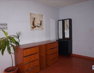 Maison 5 chambres à vendre dans Cluj-napoca, zone Floresti