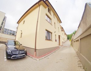 Lakás 4 szobák kiadó on Cluj-napoca, Zóna Zorilor