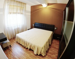 Lakás 3 szobák kiadó on Cluj-napoca, Zóna Centru