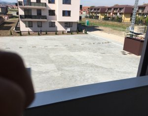 Lakás 3 szobák kiadó on Floresti