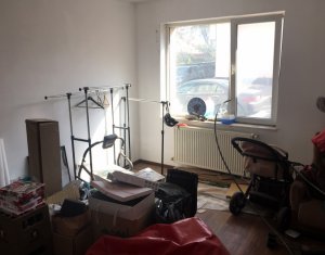 Lakás 4 szobák eladó on Cluj-napoca, Zóna Marasti