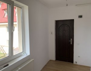 Lakás 3 szobák eladó on Floresti