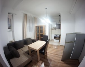 Appartement 3 chambres à louer dans Cluj-napoca, zone Centru