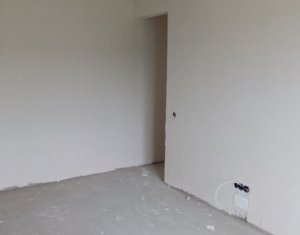 Lakás 3 szobák eladó on Floresti