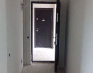 Lakás 3 szobák eladó on Floresti