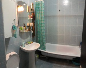 Lakás 2 szobák eladó on Floresti