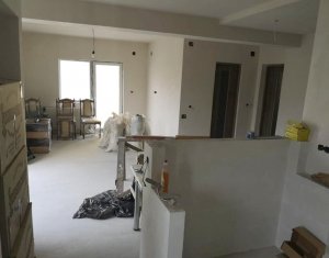 Lakás 2 szobák eladó on Floresti