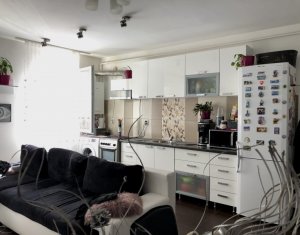 Lakás 3 szobák eladó on Floresti