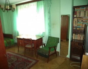 Lakás 4 szobák eladó on Cluj-napoca, Zóna Manastur