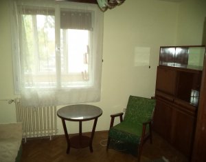 Lakás 4 szobák eladó on Cluj-napoca, Zóna Manastur