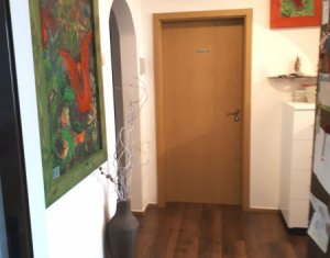 Appartement 3 chambres à vendre dans Cluj-napoca, zone Manastur