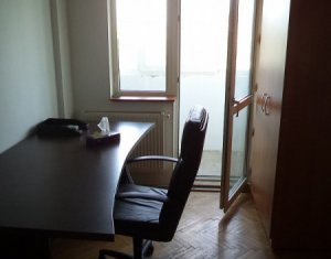 Lakás 4 szobák eladó on Cluj-napoca, Zóna Manastur