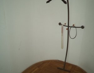 Lakás 4 szobák eladó on Cluj-napoca, Zóna Manastur