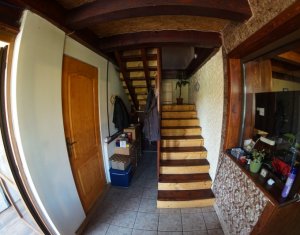 Ház 4 szobák eladó on Apahida