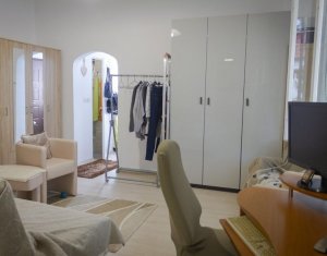 Ház 5 szobák eladó on Cluj-napoca, Zóna Zorilor