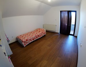 Ház 4 szobák eladó on Sannicoara