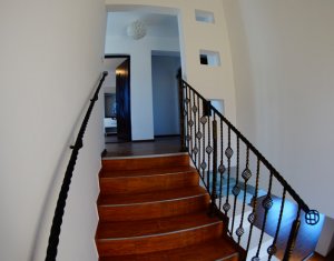 Ház 4 szobák eladó on Sannicoara