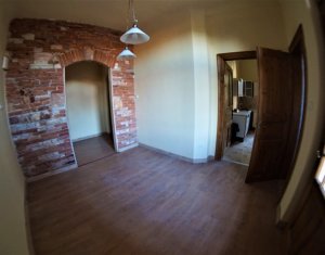 Lakás 5 szobák kiadó on Cluj-napoca, Zóna Centru