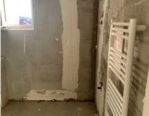 Lakás 2 szobák eladó on Floresti