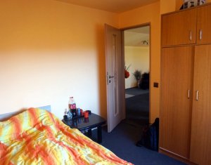 Ház 5 szobák eladó on Floresti