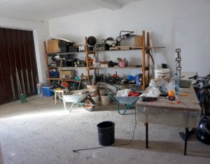 Ház 5 szobák eladó on Floresti