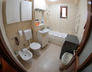 Lakás 4 szobák eladó on Cluj-napoca, Zóna Manastur