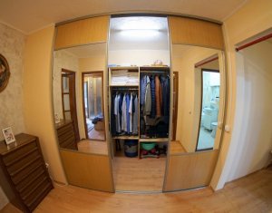 Lakás 4 szobák eladó on Cluj-napoca, Zóna Manastur