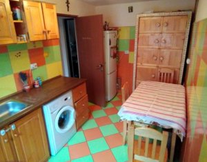 Ház 3 szobák eladó on Floresti