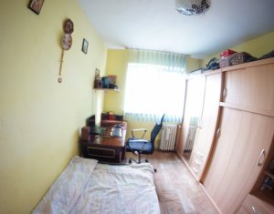 Lakás 3 szobák eladó on Cluj-napoca, Zóna Manastur