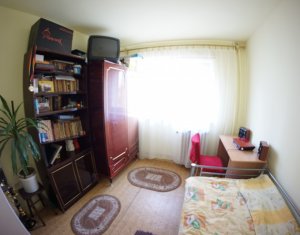 Lakás 3 szobák eladó on Cluj-napoca, Zóna Manastur