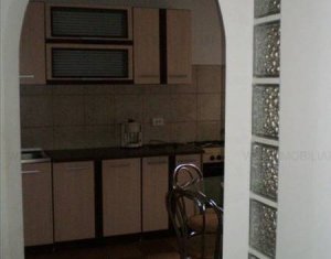Appartement 3 chambres à louer dans Cluj-napoca, zone Marasti