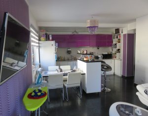 Appartement 3 chambres à louer dans Cluj-napoca, zone Marasti