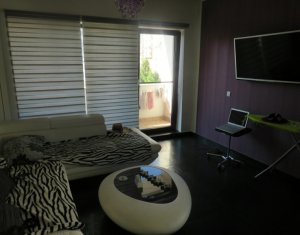 Appartement 3 chambres à louer dans Cluj-napoca, zone Marasti