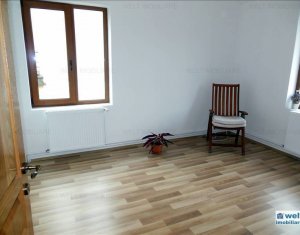 Lakás 4 szobák kiadó on Cluj-napoca, Zóna Centru