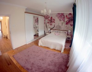 Lakás 4 szobák kiadó on Cluj-napoca, Zóna Centru