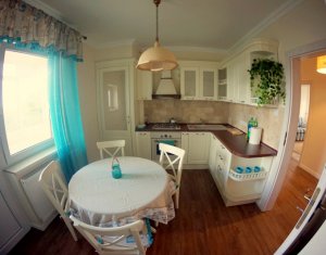 Lakás 4 szobák kiadó on Cluj-napoca, Zóna Centru