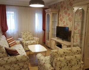 Appartement 4 chambres à louer dans Cluj-napoca, zone Andrei Muresanu