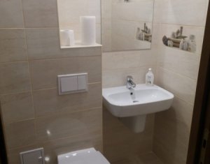 Appartement 3 chambres à louer dans Cluj-napoca, zone Centru