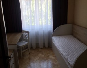Appartement 3 chambres à louer dans Cluj-napoca, zone Centru