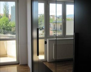 Appartement 5 chambres à louer dans Cluj-napoca, zone Andrei Muresanu