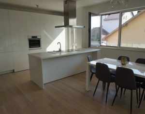 Appartement 4 chambres à louer dans Cluj-napoca, zone Grigorescu