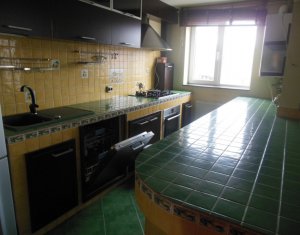 Lakás 4 szobák kiadó on Cluj-napoca, Zóna Manastur