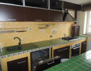 Lakás 4 szobák kiadó on Cluj-napoca, Zóna Manastur