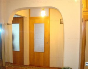 Appartement 3 chambres à louer dans Cluj-napoca, zone Marasti
