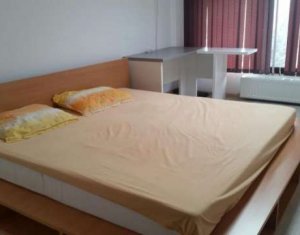 Appartement 3 chambres à louer dans Cluj-napoca, zone Marasti