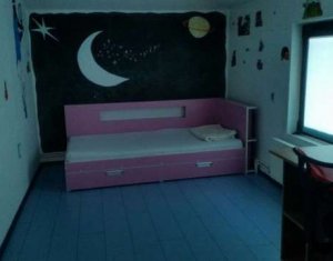 Appartement 3 chambres à louer dans Cluj-napoca, zone Marasti