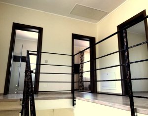 Maison 4 chambres à vendre dans Cluj-napoca, zone Faget